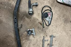 Gancio traino ellebi