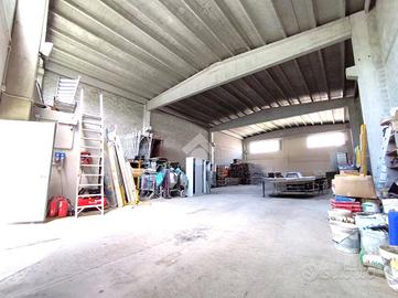 CAPANNONE A ALPIGNANO