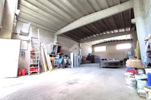 CAPANNONE A ALPIGNANO