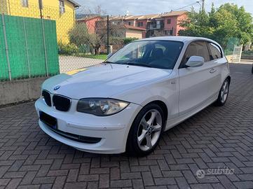 Bmw 118 118d 2.0 143CV cat 3 porte Attiva DPF