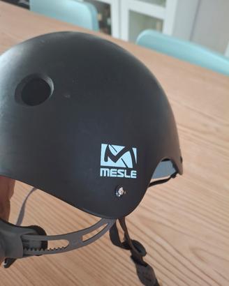 casco Mesle per sport acquatici