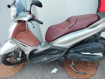 piaggio Beverly 350