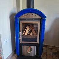 stufa a legna in maiolica 