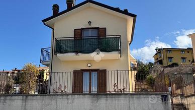 3 LOCALI A CASTEL DI SANGRO