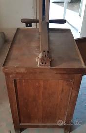 Grama. strumento che si usava nelle case contadine