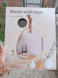 Specchio da parete con corda