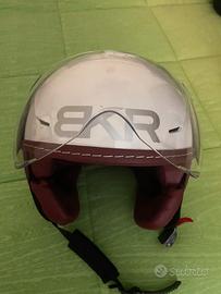 Casco scuter marca BKR