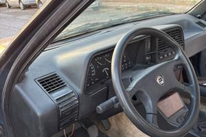 Lancia thema