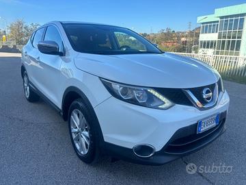 Nissan Qashqai 1.5 dCi Acenta Premium