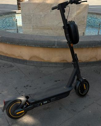 Ninebot Segway G2 Max pari al nuovo