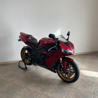 Yamaha R1