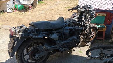 Kawasaki 900 gpz x ricambi SOLO INTERA