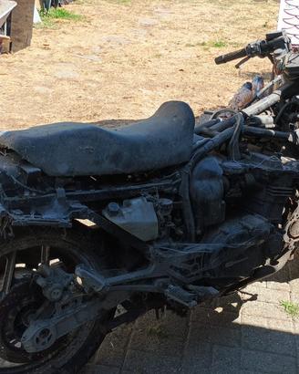 Kawasaki 900 gpz x ricambi SOLO INTERA