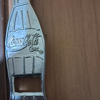 Apribottiglie coca cola