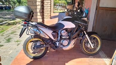 Honda Transalp 700