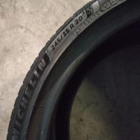 GOMME INVERNALI 245/35 R20 305/30 R21