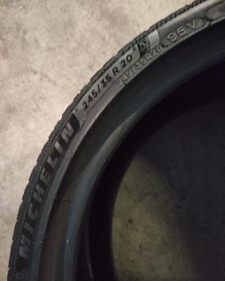 GOMME INVERNALI 245/35 R20 305/30 R21