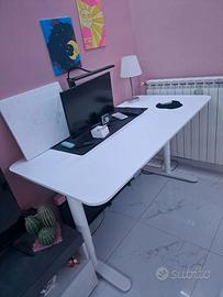 Scrivania elettrica