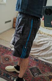 pantaloncini adidas Taglia S
