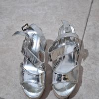 Sandali argento con zeppa