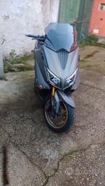 Yamaha T Max 530 - 2016