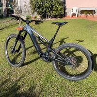 Canyon torque on8 Enduro mtb dh downhill ebike