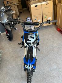 Pitbike RFZ 125cc motore semiautomatico