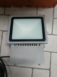 Faro da esterno a led 100 w