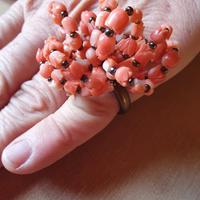 Anello artigianale con corallo vero rosa