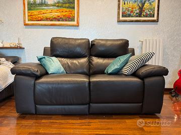 Divano Poltronesofà in Vera Pelle con Relax