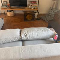 Grande divano angolare destro tessuto grigio