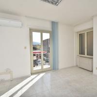 Ufficio ampio in via Lamarmora