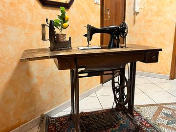 Macchina da cucire vintage