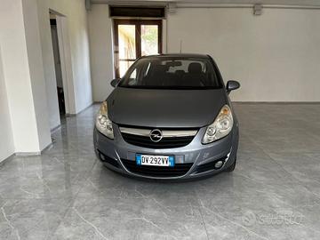 Opel Corsa 1.2 5 porte Easytronic Cosmo