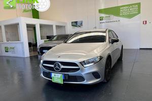 MERCEDES-BENZ A 180 d SEDAN PREMIUM