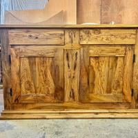 Credenza