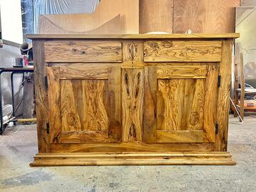 Credenza