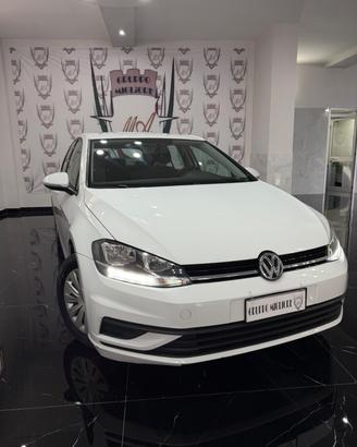 Volkswagen Golf 1.6 TDI 90 CV 5p. Trendline BlueMo