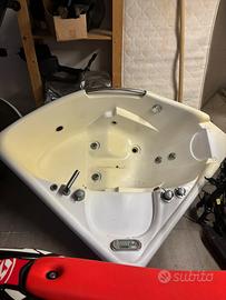 Vasca in vetro resina