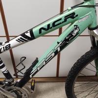 Bicicletta MTB 24" 18 rapporti