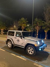 Jeep wrangler sahara