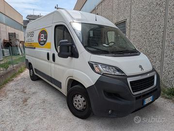 PEUGEOT Boxer 2.2 BLUEHDI 140
