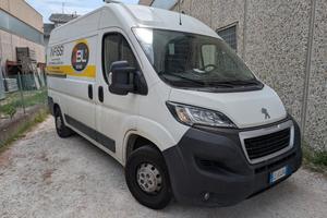 PEUGEOT Boxer 2.2 BLUEHDI 140