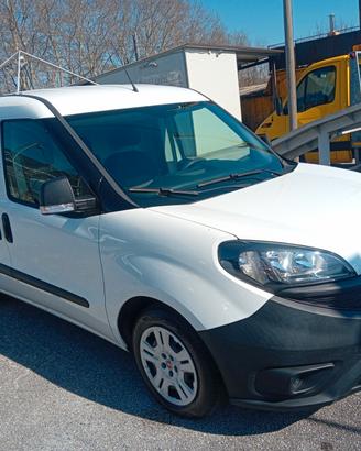 Fiat Doblò 1.6 Mjet 105 3 Posti - 2022