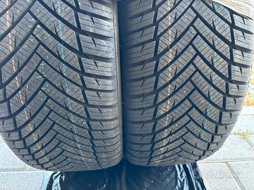 Gomme Pneumatici 215 45 r17 91w xl 4 stagioni