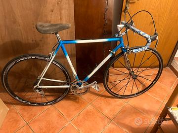 Bicicletta da corsa luciano