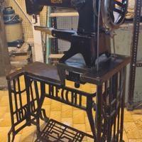 Macchina da cucire Necchi da calzolaio – primi 900