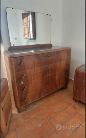 Como con specchio e comodini con marmo