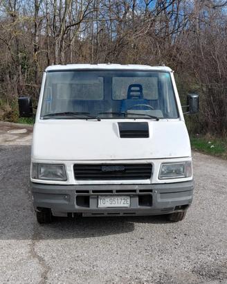 Iveco Daily 35.12 2.8 TDI PM Cabinato Classic