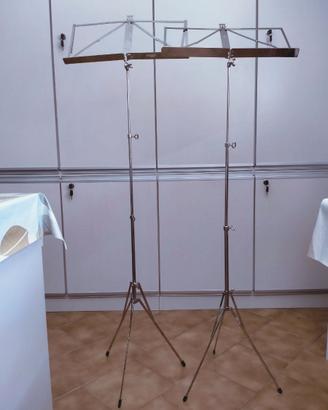 Leggii regolabili e richiudibili a 37 cm